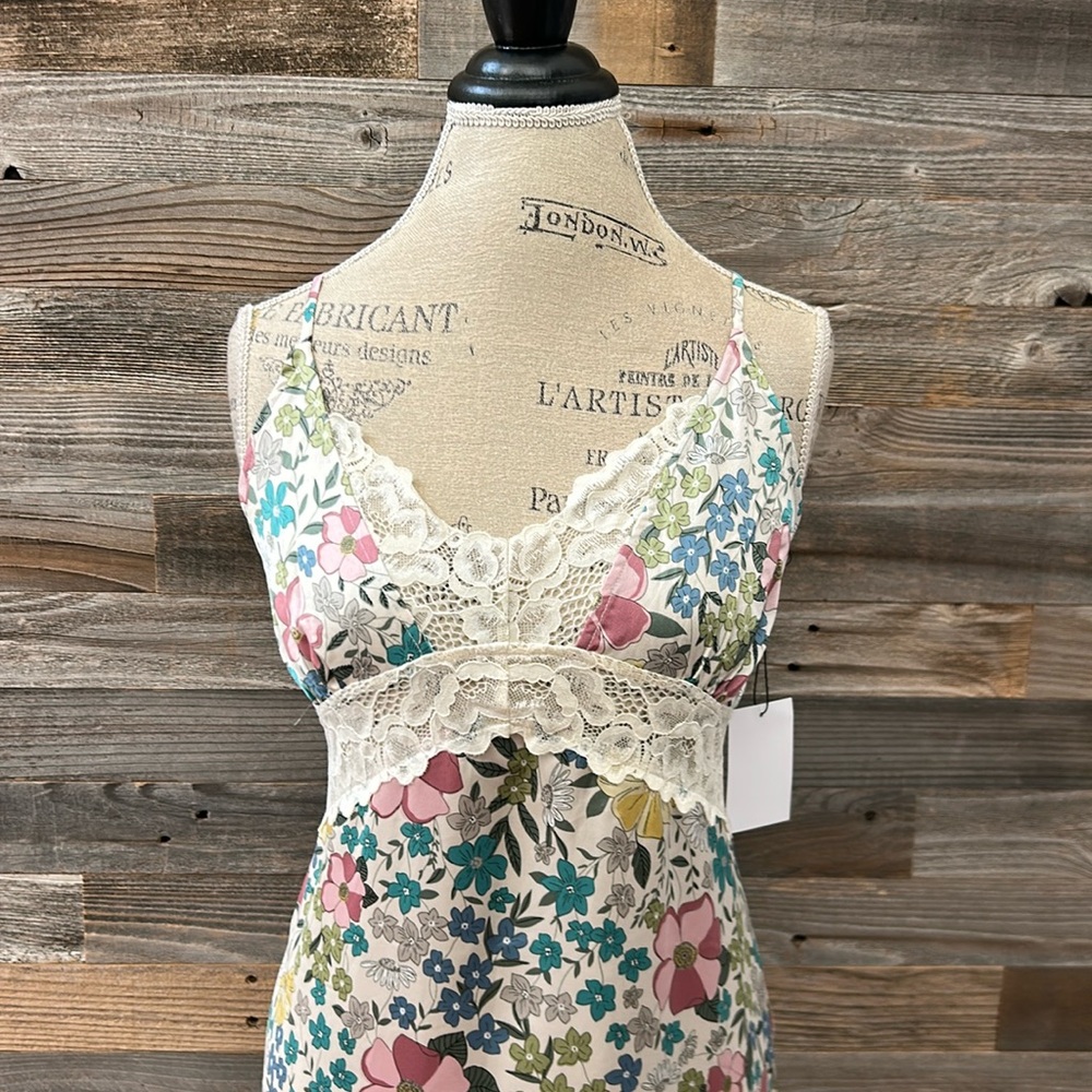 NWT Cerule Floral Lace Trim Slip Dress Size Small